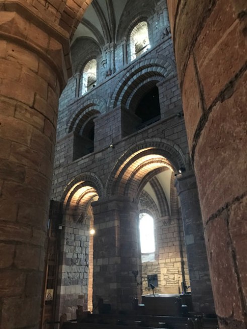 St Magnus Cathedral x Roof thru pillars